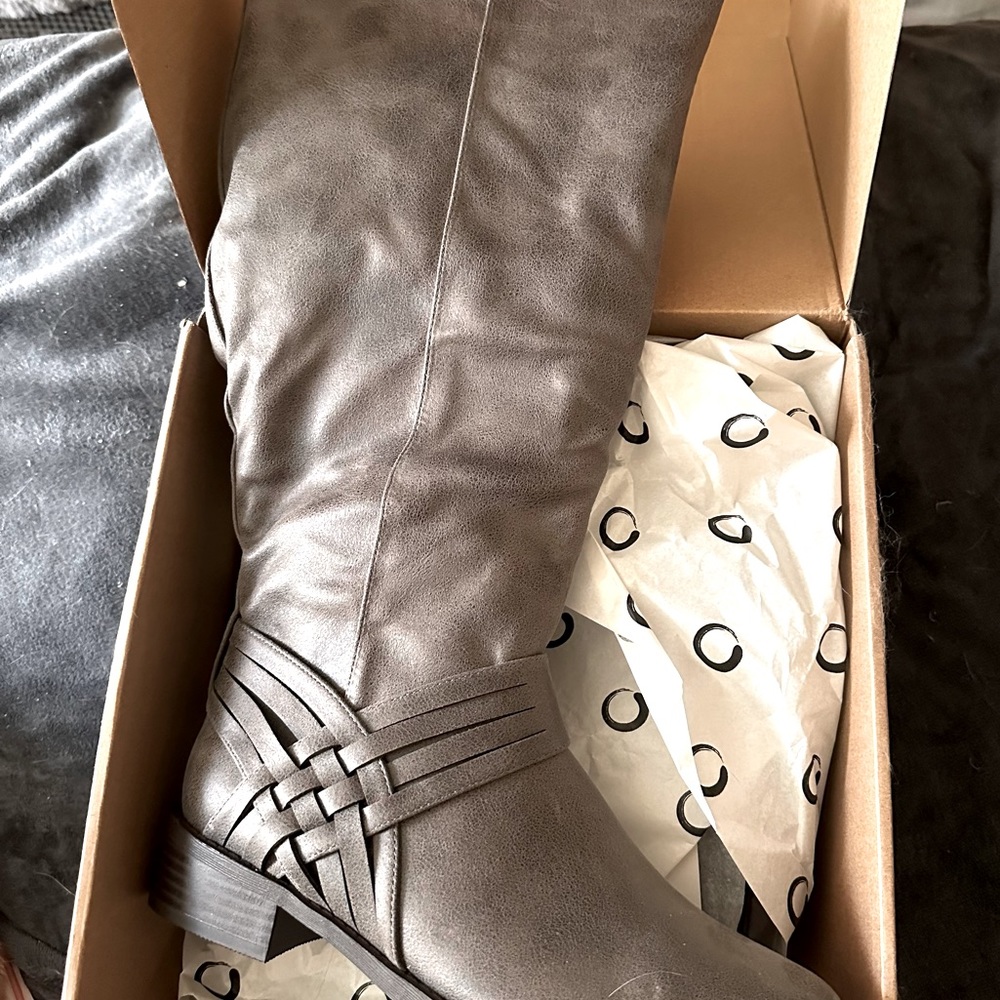 Journee Collection Meg extra wide tall boot size 7.5